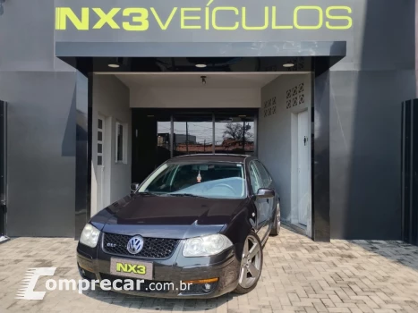 Volkswagen BORA 2.0 MI 8V GASOLINA 4P MANUAL 4 portas