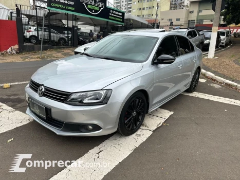 JETTA Highline 2.0 TSI 16V 4p Tiptronic