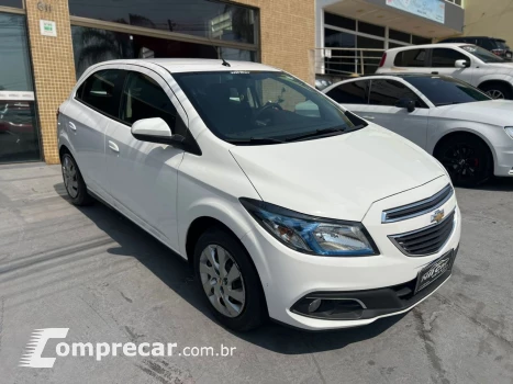 CHEVROLET ONIX HATCH LT 1.4 8V FlexPower 5p Mec. 4 portas