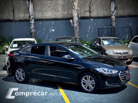 Hyundai ELANTRA 2.0 16V 4 portas