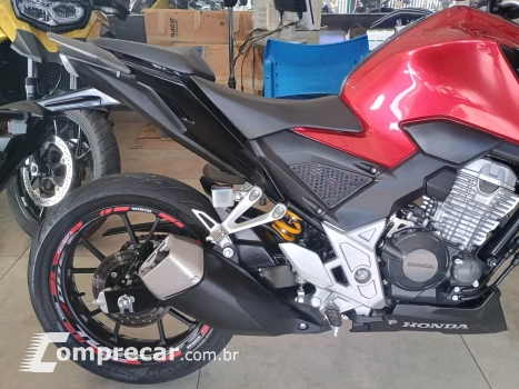 CB 300 F TWISTER
