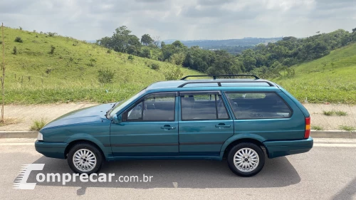 Volkswagen QUANTUM 2.0 MI 8V 4 portas