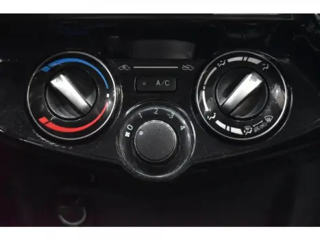 ETIOS HATCH - 1.3 X 16V 4P MANUAL