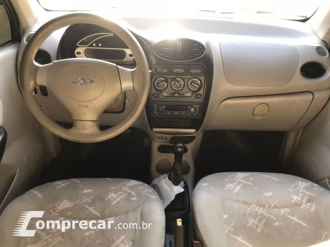 QQ 1.1 MPFI 16V