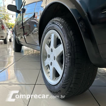 CORSA 1.0 MPFI Premium Sedan 8V