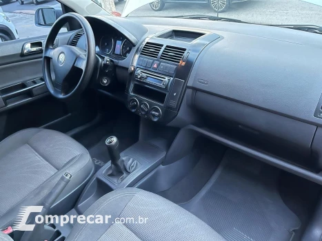 Polo Sed. COMFORT. 1.6 Mi Tot. Flex 8v