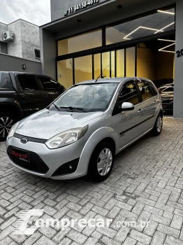 FORD FIESTA 1.6 MPI Class Hatch 8V 4 portas