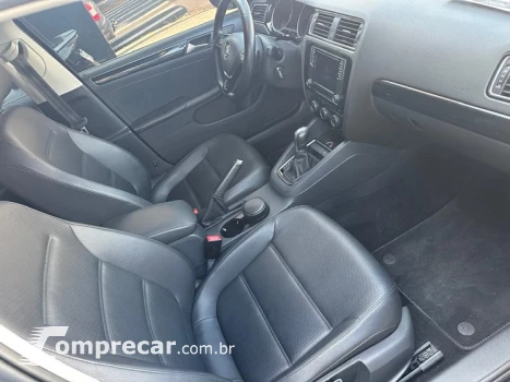 JETTA 2.0 TSI Highline 211cv