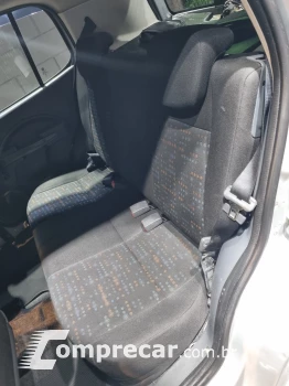 UNO 1.0 EVO Vivace 8V