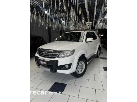 Toyota HILUX SW4 2.7 SR 4X2 16V FLEX 4P AUTOMÁTICO 4 portas