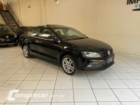 Volkswagen JETTA 2.0 TSI Highline 211cv 4 portas