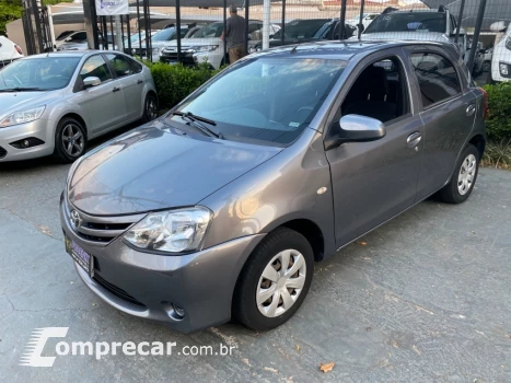 Toyota ETIOS 1.5 XS 16V 5 portas