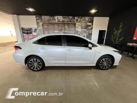 COROLLA 1.8 VVT-I Hybrid Altis