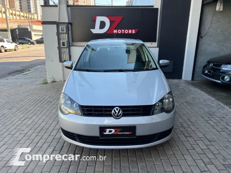 POLO SEDAN 1.6 MI 8V