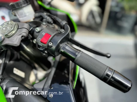 NINJA ZX-6R 600cc