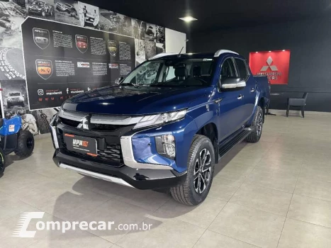 Mitsubishi L200 TRITON 2.4 16V Turbo Sport Hpe-s CD 4X4 4 portas