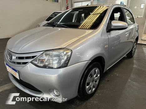Toyota ETIOS 1.3 X 16V 4 portas