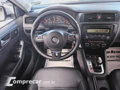 Volkswagen JETTA 2.0 COMFORTLINE FLEX 4P AUT 4 portas