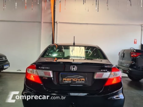 CIVIC - 1.8 EXS 16V 4P AUTOMÁTICO