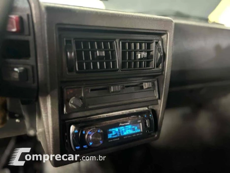 VOYAGE 1.8 GL 8V ÁLCOOL 2P MANUAL