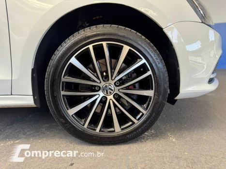JETTA 2.0 TSI Highline 211cv