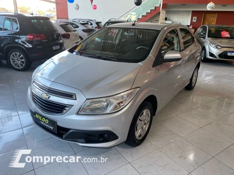 CHEVROLET ONIX 1.0 LT 4 portas