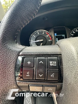 Hilux CD SRX 4x4 2.8 TDI 16V Diesel Aut.