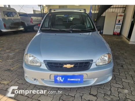 CLASSIC - 1.0 MPFI VHCE 8V 4P MANUAL