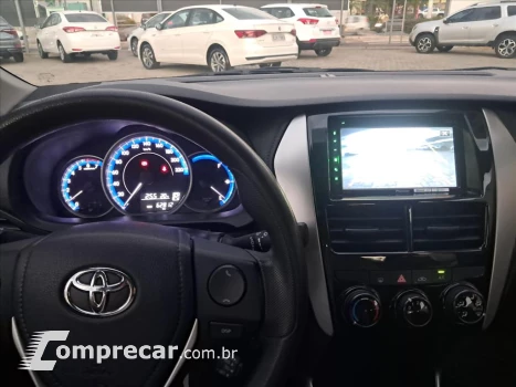 YARIS 1.5 16V FLEX SEDAN XL LIVE MULTIDRIVE
