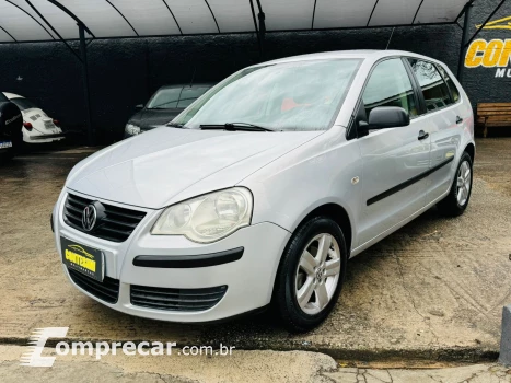 Volkswagen POLO 1.6 MI 8V 4 portas