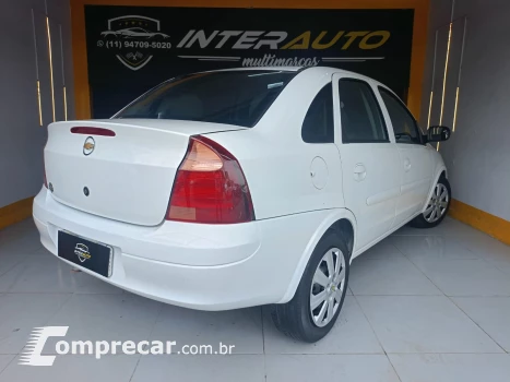 CORSA 1.4 MPFI Premium Sedan 8V