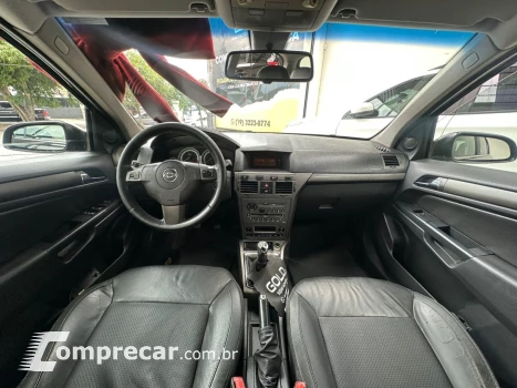 VECTRA 2.0 MPFI GT-X HATCH 8V FLEX 4P MANUAL