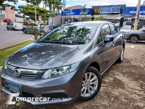 Honda CIVIC 1.8 LXS 16V 4 portas