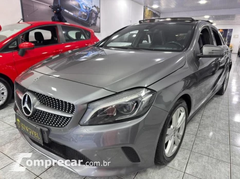 Mercedes-Benz A200FF 4 portas