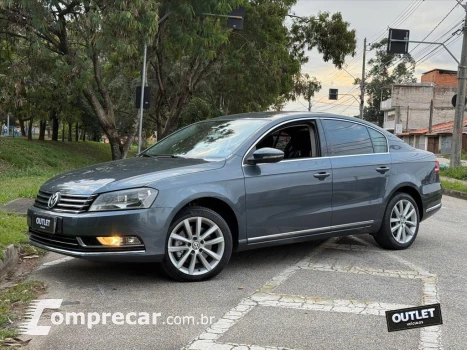 Volkswagen PASSAT 2.0 FSI COMFORTLINE 16V TURBO GASOLINA 4P 4 portas