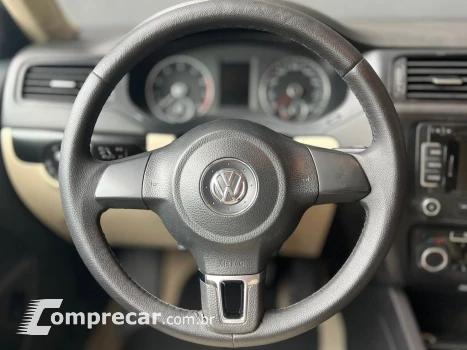 JETTA 2.0 COMFORTLINE 120CV FLEX 4P TIPTRONIC