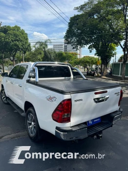 HILUX 2.8 D-4d Turbo CD SRX 4X4