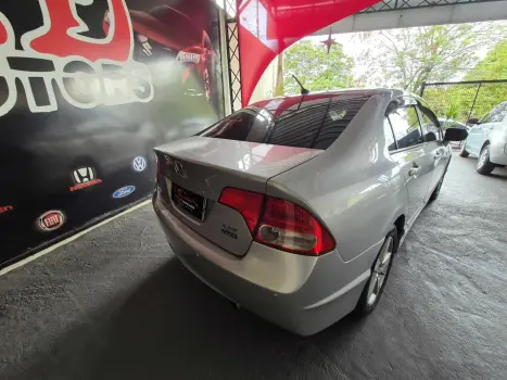 CIVIC 1.8 LXS 16V GASOLINA 4P AUTOMÁTICO
