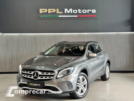 Mercedes-Benz GLA 200 1.6 CGI FLEX ADVANCE 7G-DCT 4 portas