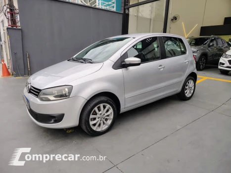 Volkswagen Fox 1.6 Mi Total Flex 8V 5p 4 portas