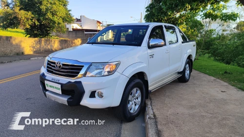 Toyota HILUX 2.7 SRV 4X4 CD 16V 4 portas