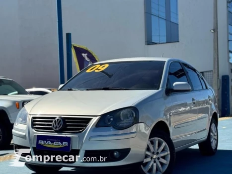 Volkswagen POLO SEDAN 1.6 MI COMFORTLINE 8V FLEX 4P MANUAL 4 portas