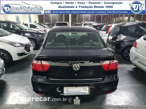 Volkswagen VOYAGE 1.0 MI Trendline 8V 4 portas