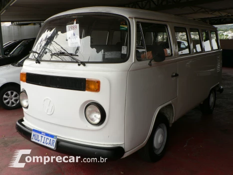 Volkswagen KOMBI 1.6 STD 8V 4 portas