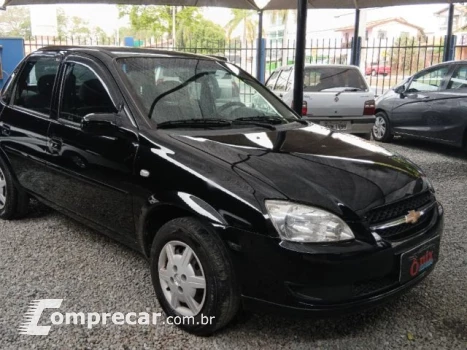 CLASSIC - 1.0 MPFI LS 8V 4P MANUAL