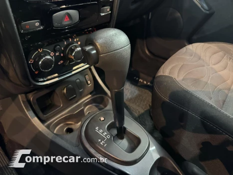 DUSTER TECHROAD 2.0 Hi-Flex 16V Aut.