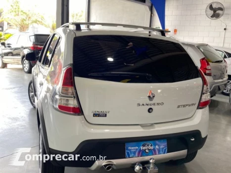 SANDERO - 1.6 STEPWAY 8V 4P MANUAL