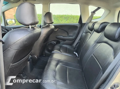 FIT 1.4 LX 16V