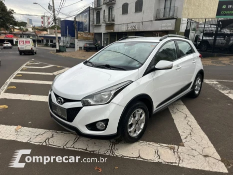 Hyundai HB20X Premium 1.6 Flex 16V Aut. 4 portas