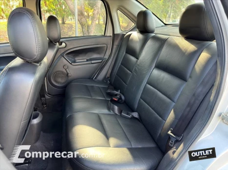 FIESTA 1.6 ROCAM SEDAN 8V FLEX 4P MANUAL